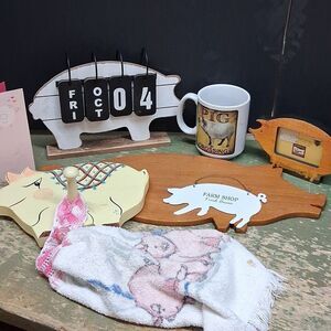 For the love of pigs, Valentine's sweetheart bundle.